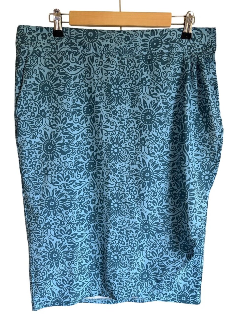 Rip Skirt Size Large Blue Floral Adjustable Wrap Tuscan Blue Knee Length